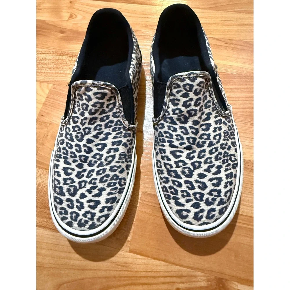 Vans Classic Slip-On Leopard Print Womens 9.5 Canvas Sneakers Cheetah Shoes